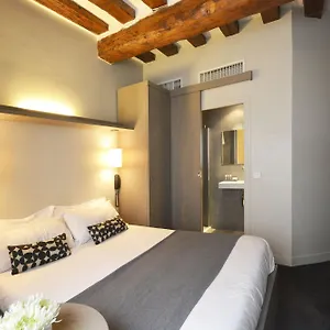 ** Hotel Des Princes Francia