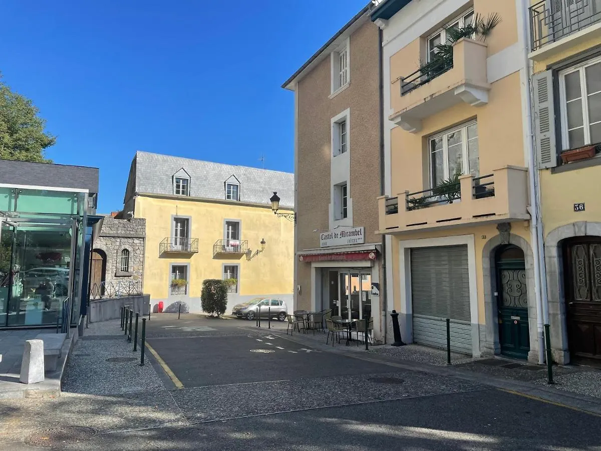 ***  Logis Hotel Castel De Mirambel Lourdes Francia
